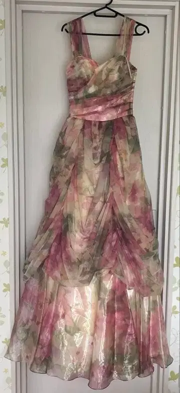 [한번 사용] AIMER 꽃무늬 롱 스테이지 드레스 9호 드레스 백 포함