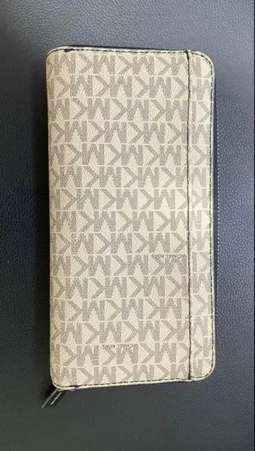 MICHAEL KORS 장지갑