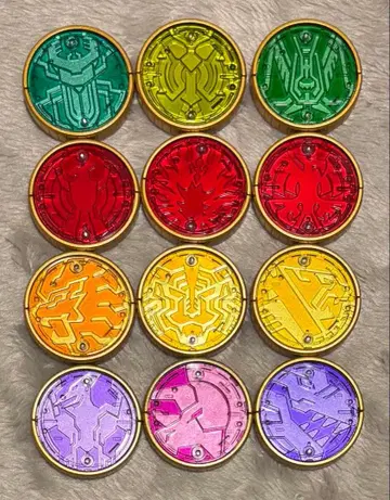 가면라이더 오즈 CSM 오즈 드라이버 부속품 코어 메달 오 메달