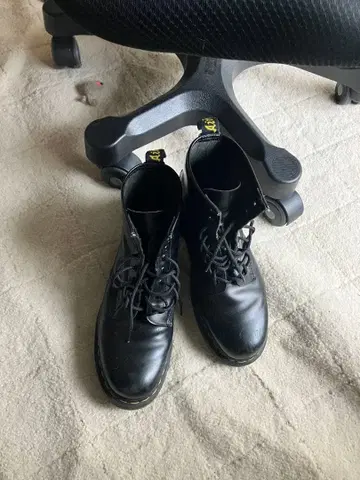 블랙 워크 부츠 하이탑