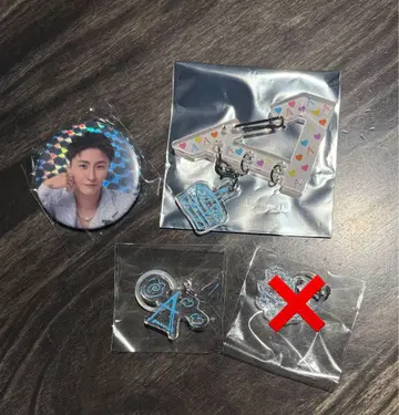 AAA 20th 캡슐 토이 아타에 신지로