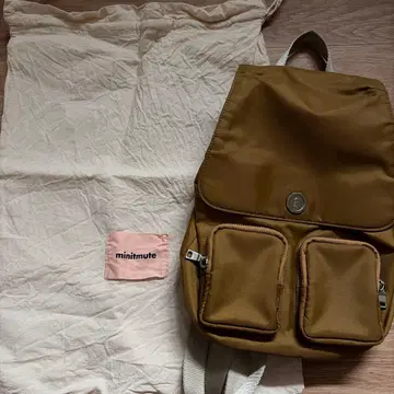 minitmute 미니 브라운 백팩 Clo Backpack