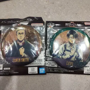 제일복권 진격의 거인 메탈릭 캔뱃지 리바이 엘빈