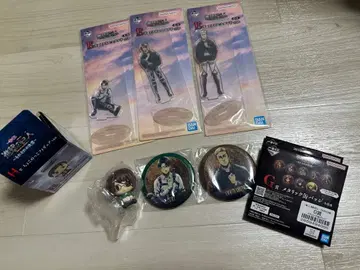 진격의 거인 제일복권 아크릴 스탠드, 캔뱃지 리바이 한지 엘빈