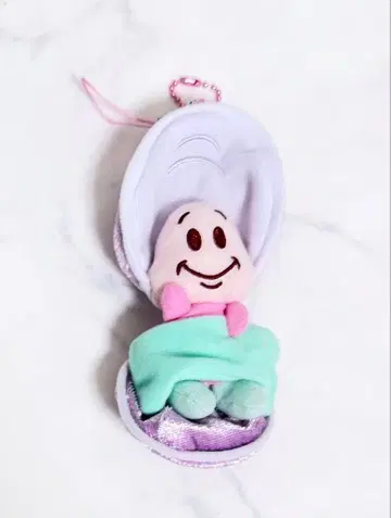 영 오이스터 스트랩 키링