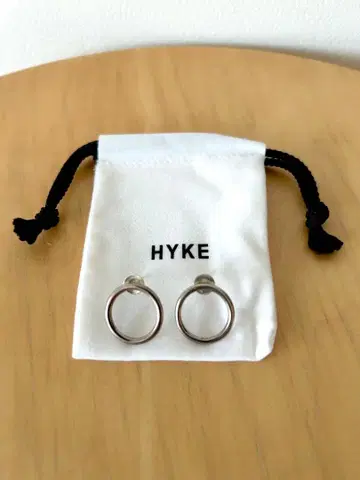 HYKE 하이크 실버 후프 귀걸이