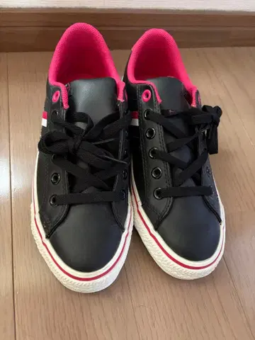 CONVERSE 블랙 핑크 스니커즈