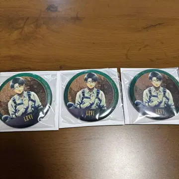 제일복권 진격의 거인 리바이 캔뱃지 3개 세트