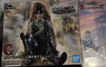 제일복권 진격의 거인 각각의 결의 C상 리바이 피규어 아크릴 스탠드 포함