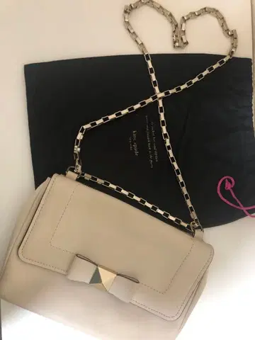 kate spade new york 리본 스터드 체인 숄더 백