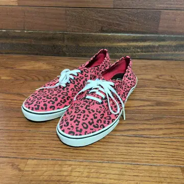 Vans 핑크 레오파드 무늬 스니커즈 7.5 US