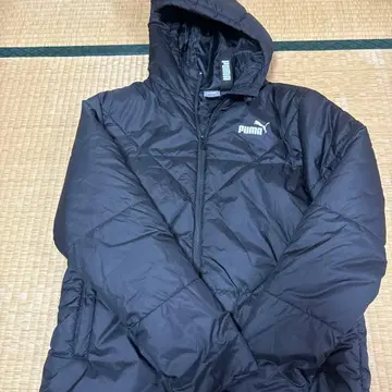 PUMA 블랙 다운 자켓 후드 부착