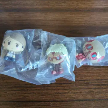 진격의 거인 제일복권 I상 쵸코놋코 거인 세트