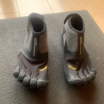 suicoke x Vibram FiveFingers 블랙
