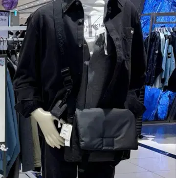 캘빈클라인 calvinklein jungkook 숄더백