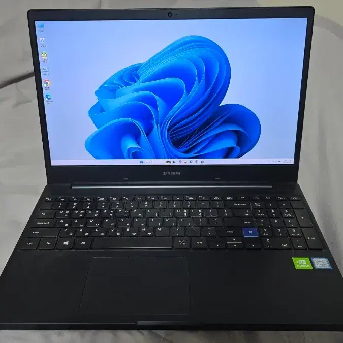 삼성 고사양 노트북 i7-9750 램 32g nvme 512g 판매합니다