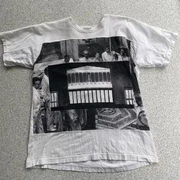 CE CAVEMPT DESIGN 그래픽 T셔츠 M