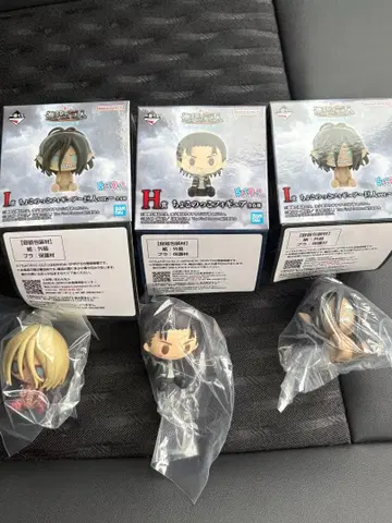 진격의 거인 제일복권 I상 2개 H상 1개 쵸코놋코 피규어 세트