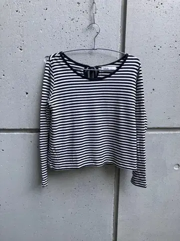 Bilitis dix-sept ans 스트라이프 긴팔 T셔츠