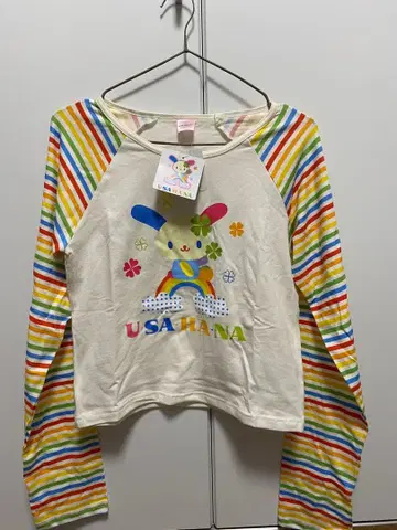 즉시 구매 산리오 우사하나 SPINNS 보더 티셔츠 화이트