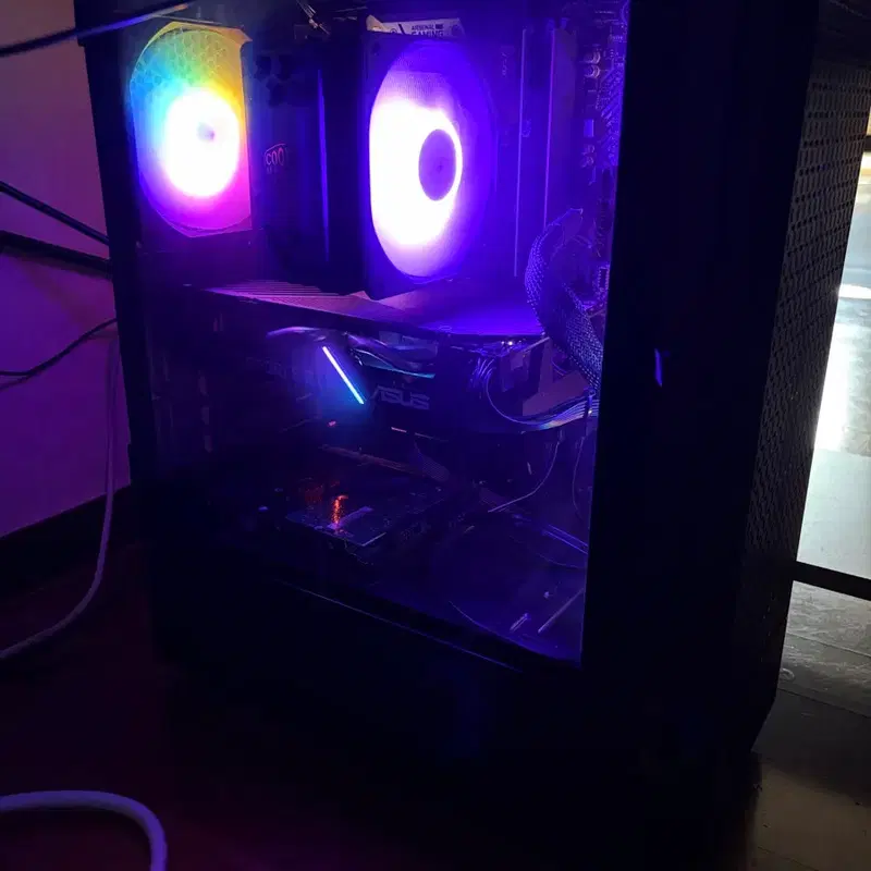 i7-8700 , rtx2060 게이밍 컴퓨터 팝니다