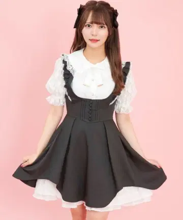 시크릿허니 숄더프릴 백 레이스업 점퍼 드레스