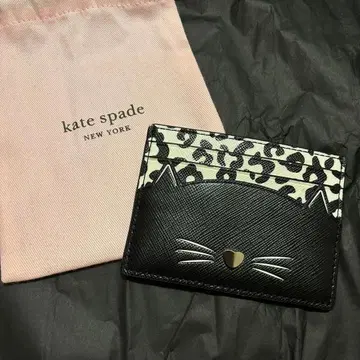 kate spade 고양이 귀 디자인 패스 케이스