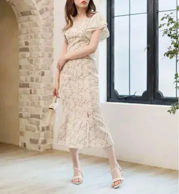 카슈쿨 머메이드 라인 원피스 립 서비스