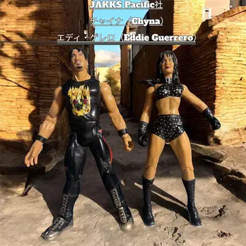 JAKKS 퍼시픽 WWF (현 WWE) 차이나 에디 게레로 2체