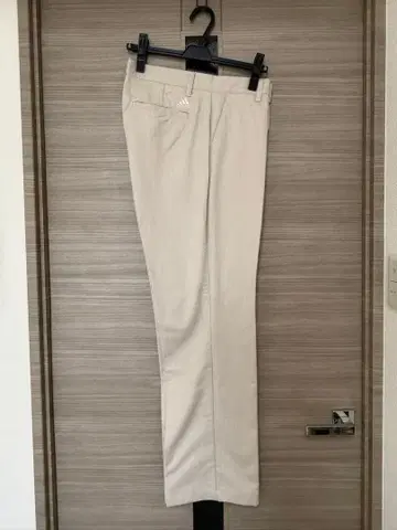 미사용 새상품급 [ adidas ] 베이지 슬림핏 골프 팬츠