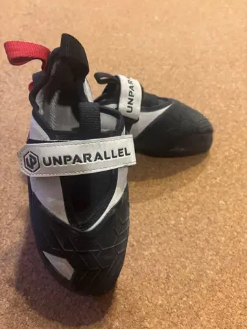 UNPARALLEL 클라이밍 슈즈 레굴루스 US7.5