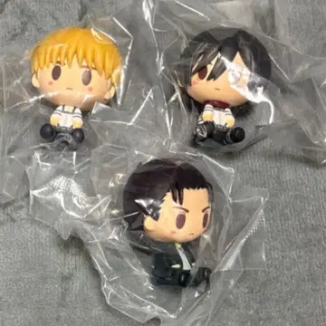 제일복권 진격의 거인 쵸코놋코 피규어 엘렌 미카사 아르민 3개