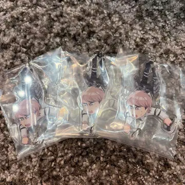 제일복권 진격의 거인 F상 아크릴 참 장 x 3