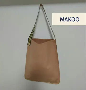 새상품급 MAKOO 리사이클 가죽 토트백 지속가능성 에코백