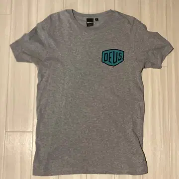DEUS 그레이 T셔츠 S사이즈