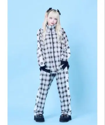 Hauls 하울즈 신! 네신오저리 등장! 블랙 상의만