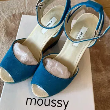 moussy / 마우지 샌들 (S 사이즈 22.5~23cm)