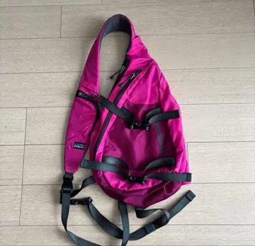 Patagonia 핑크 슬링백