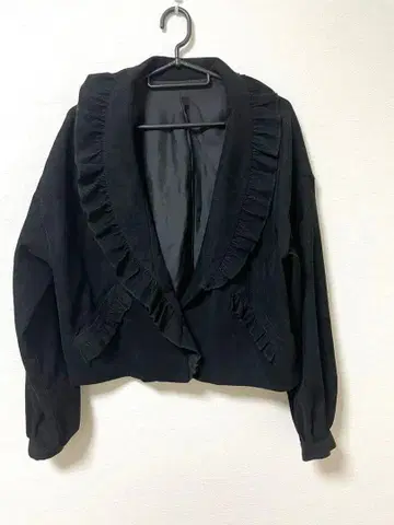 메리제니 프릴 콜 숏 자켓