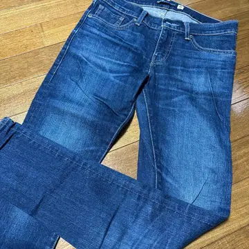 [새상품급] 리바이스 메이드 앤 크래프티드 711 다크 네이비