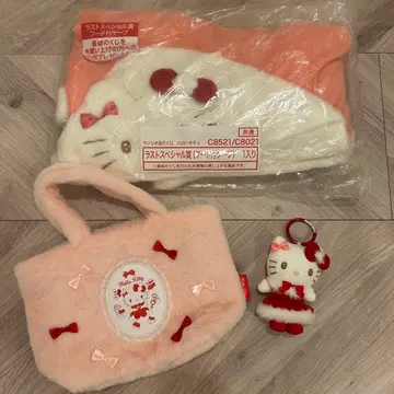 [새상품] 헬로키티 제일복권 라스트원 후드 부착 케이프 & 백 & 스트랩