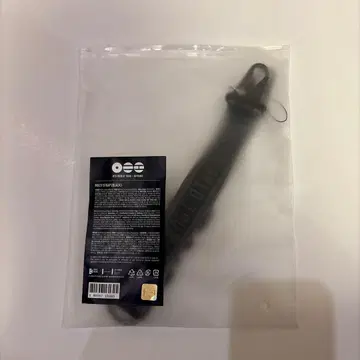 BTS ARIRANG 아리랑 투어 굿즈 멀티 스트랩 Black