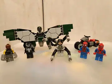 LEGO 스파이더맨 세트 미니 피규어 포함