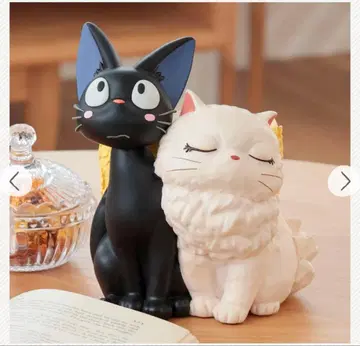 지브리 마녀 배달부 키키 지지와 릴리의 플랜터 디오라마 입상