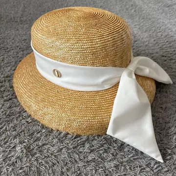Chapeaud'O. 베이지 밀짚모자 리본 포함