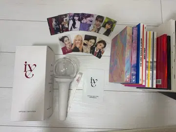 IVE 응원봉과 앨범 세트