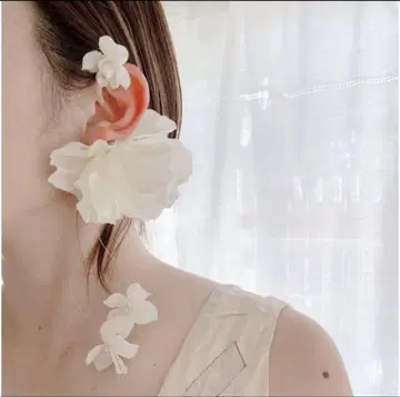 Mois (모와) Hana KAZARI 브라이덜 액세서리