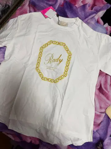 새상품 Rady 반팔 티