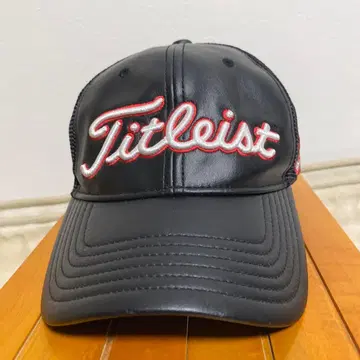 Titleist 블랙 인조 가죽 메쉬 캡