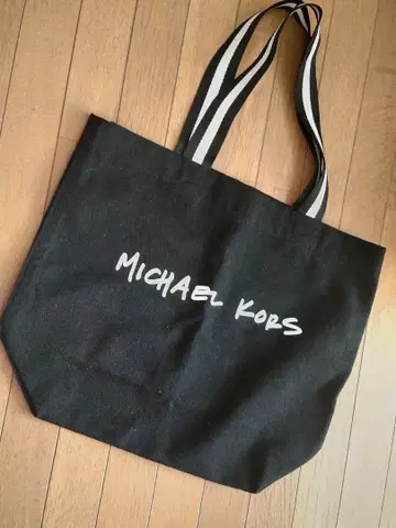 MICHAEL KORS 블랙 토트백